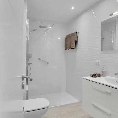 Apartamento Frente Al Mar Con Piscina, Parking Y Wifi - Es-347-35 * Arona (Tenerife)