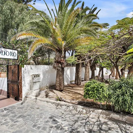 Apartamento Apartamento Frente Al Mar Con Piscina, Parking Y Wifi - Es-347-35 *